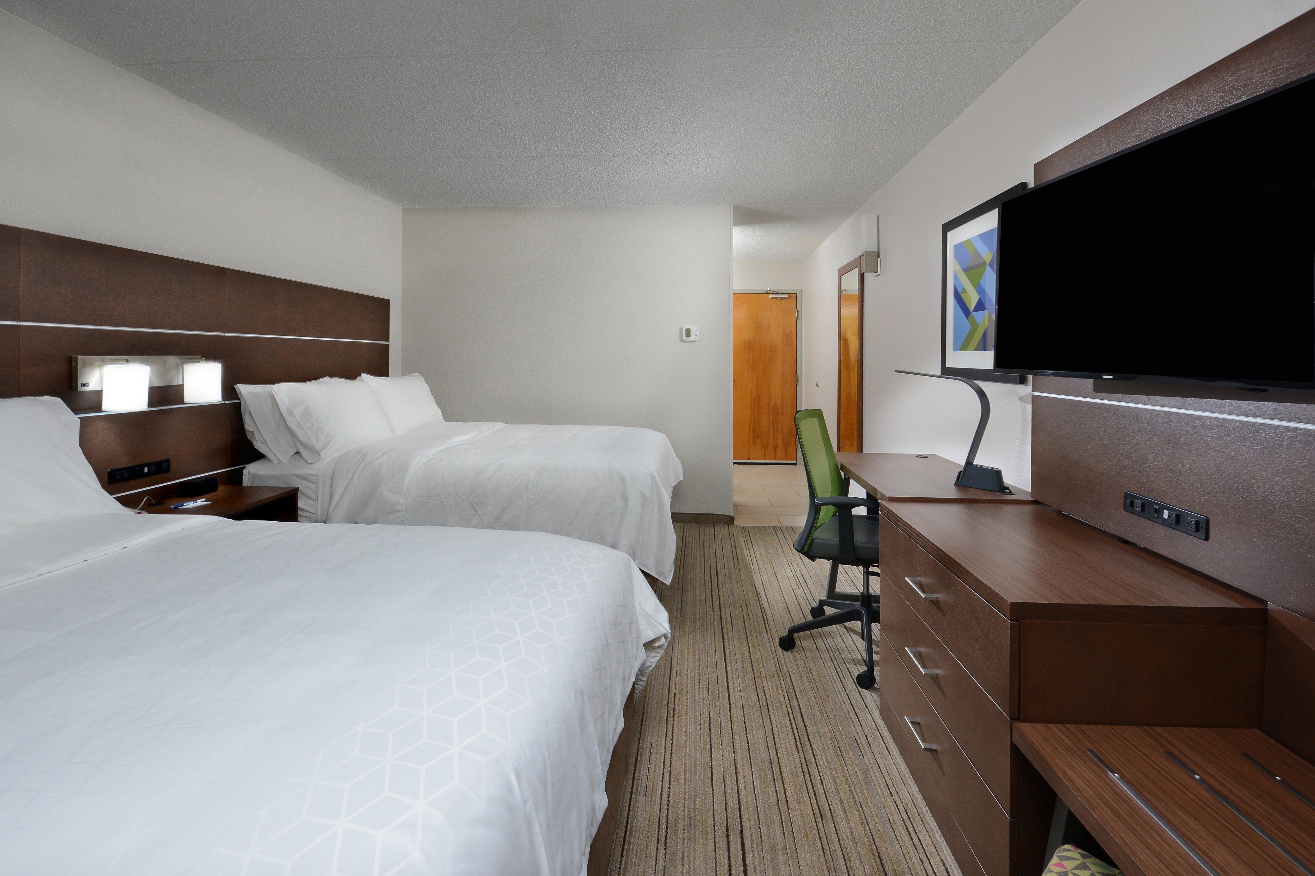 Holiday Inn Express Danville By Ihg Bagian luar foto