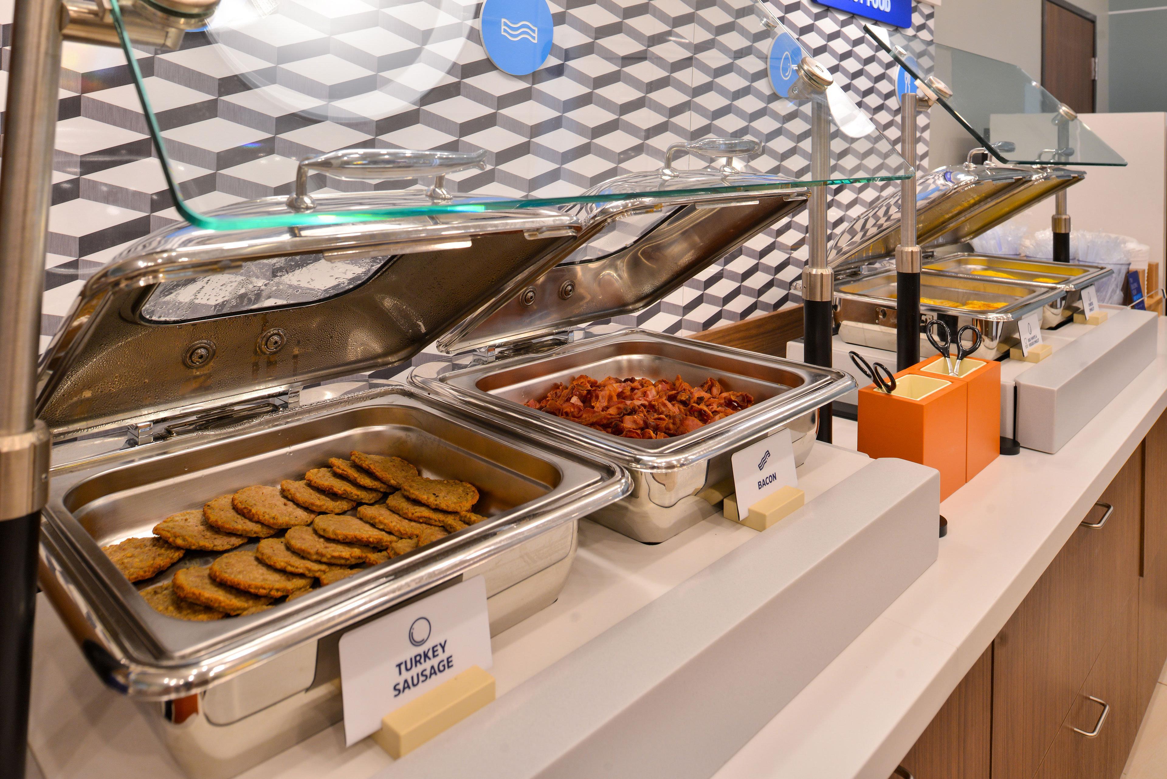 Holiday Inn Express Danville By Ihg Bagian luar foto