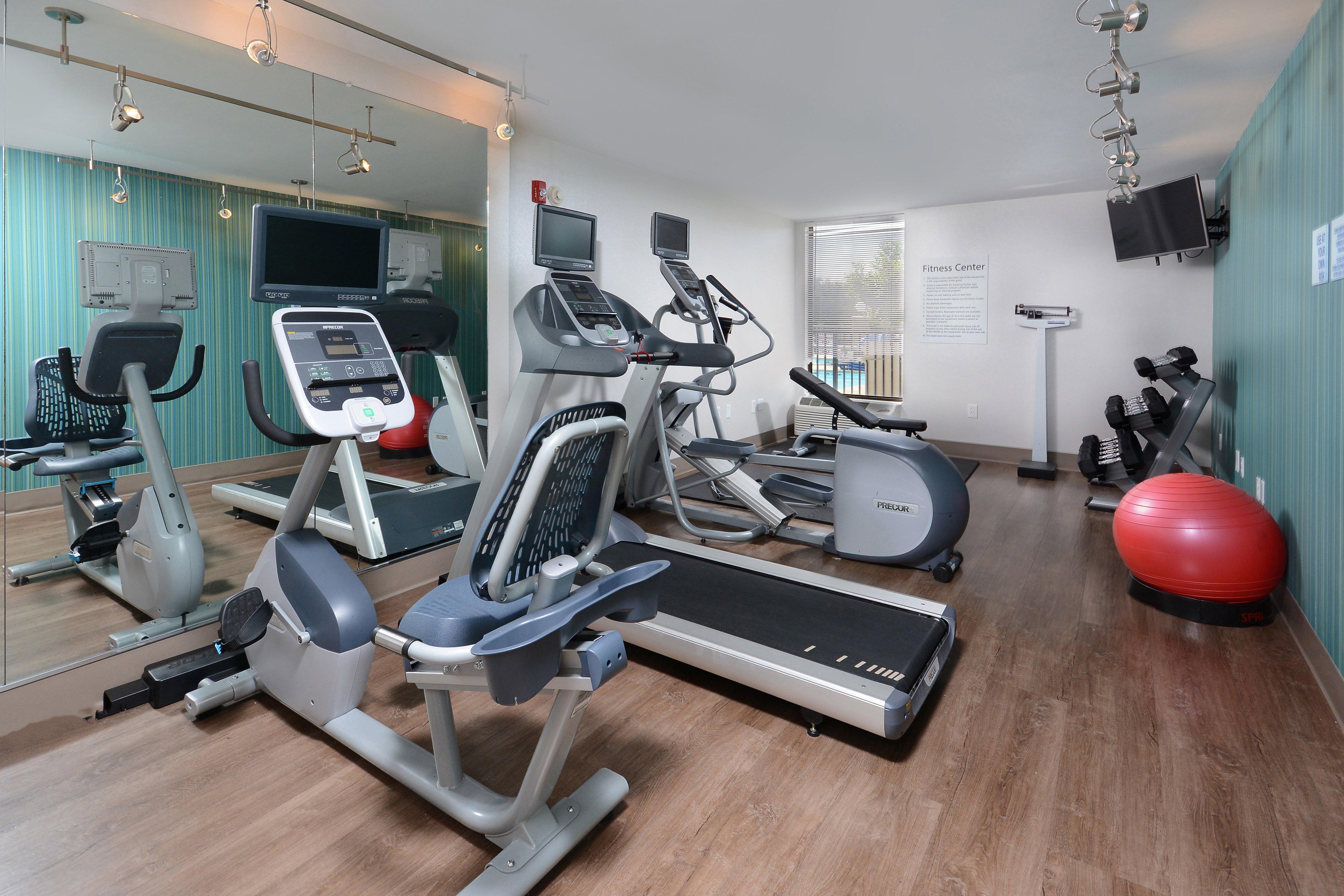 Holiday Inn Express Danville By Ihg Bagian luar foto